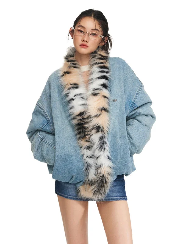 sleek and warm coatLeopard Collar Denim Jacket