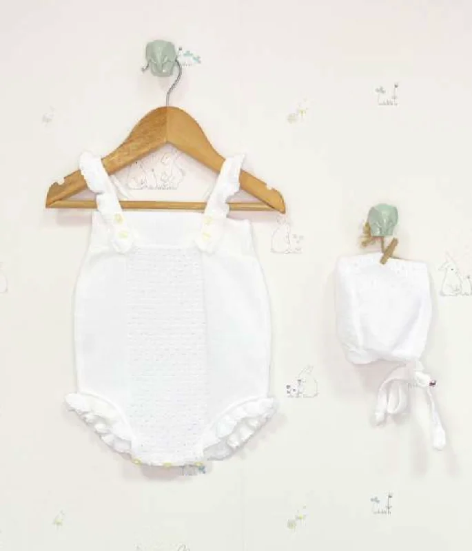 casual dressOff White Knit Set