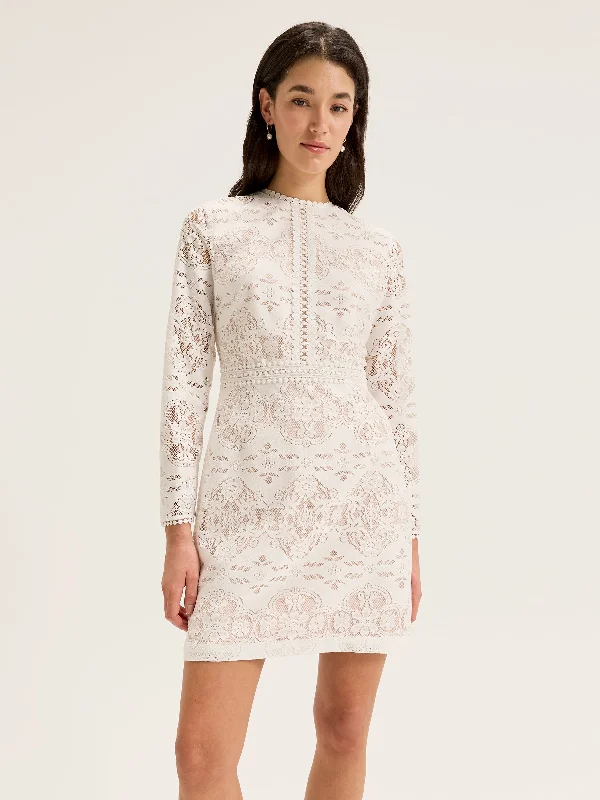 sleeveless dressNostalgia Lace Dress