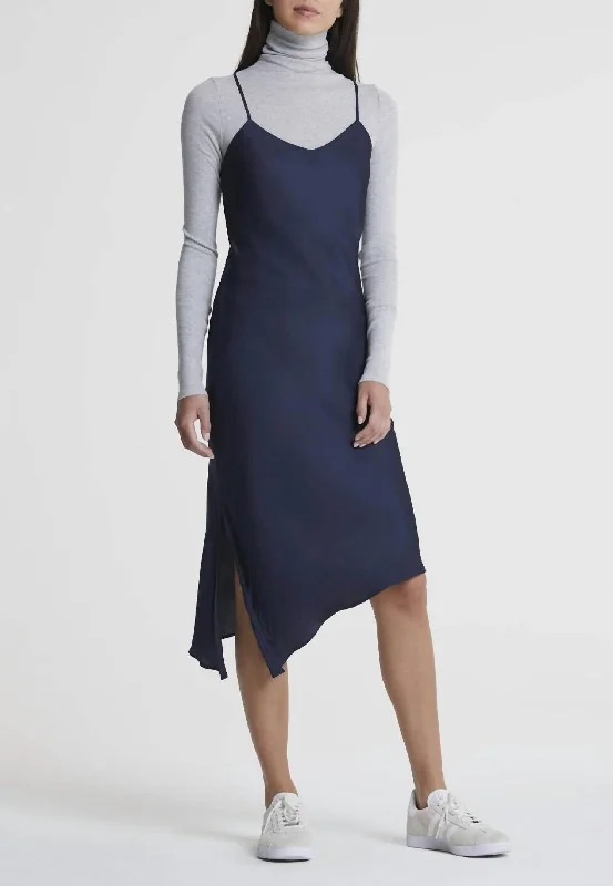 trendy bodycon dressScarlett Dress In Navy