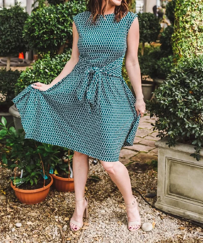 chic shift dressEllipse Midi Dress In Green