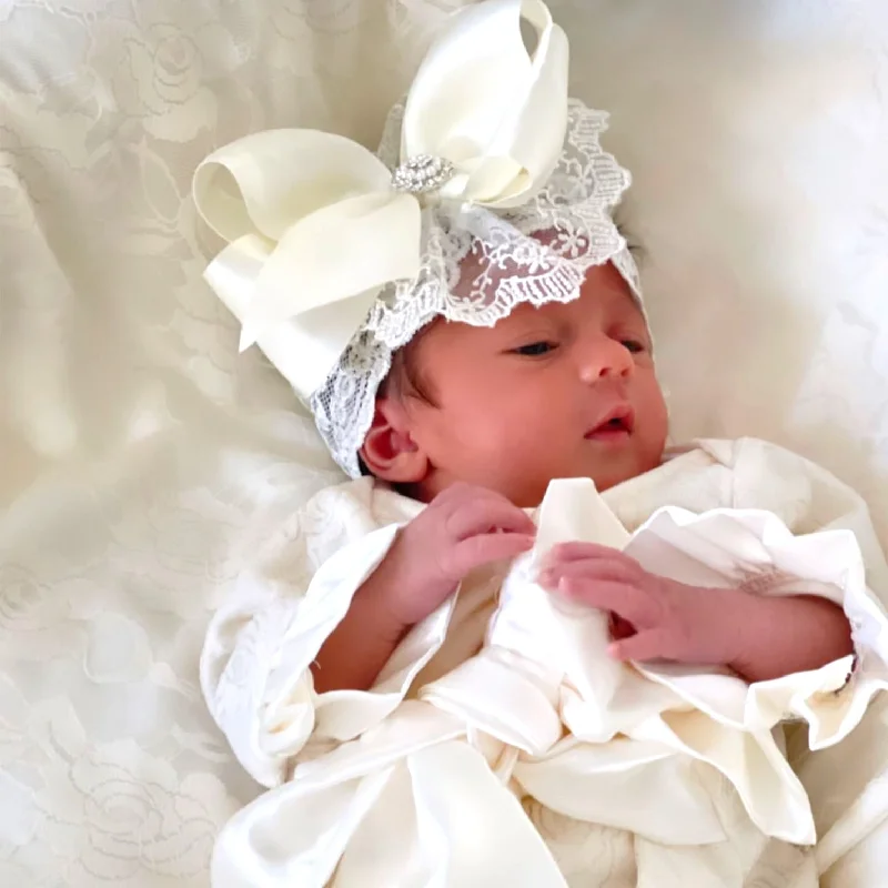 boho-chic dressWhite Bow Headband