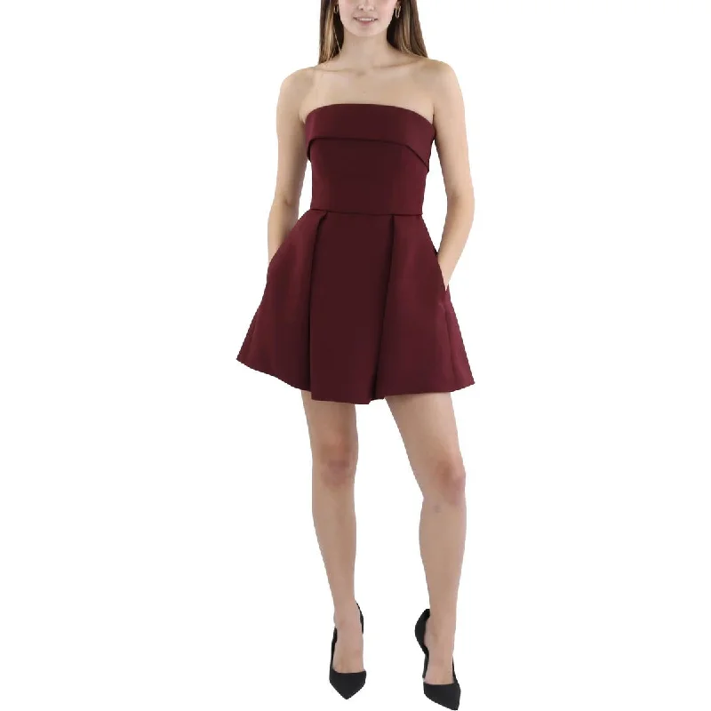 A-line dressAmsale Womens Mini Straplesss Fit & Flare Dress