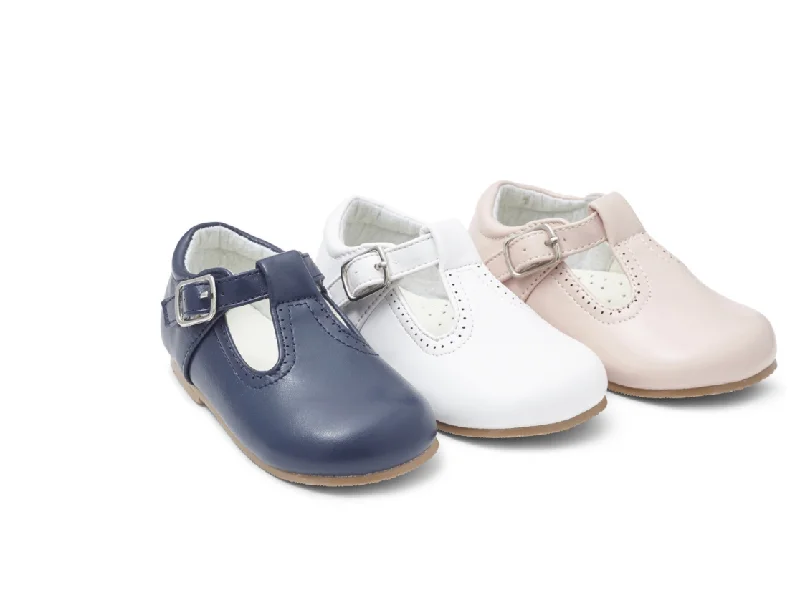 form-fitting dressAmelia Leather Shoe